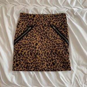 leopard skirt